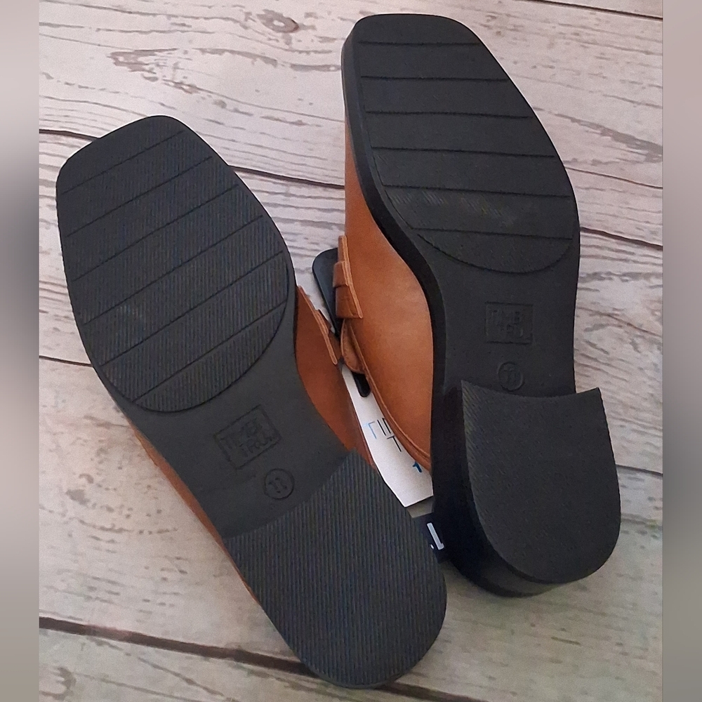 Time and Tru Brown Slip-On Mule Loafers with Gold Bit - Picture 3 of 5